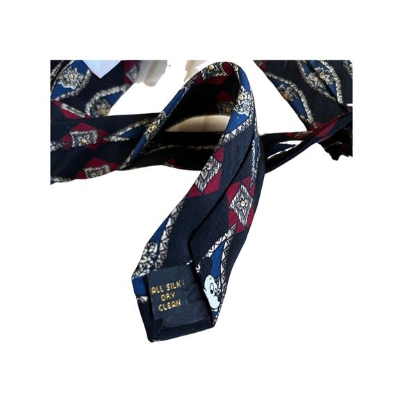Vintage Mickey Mouse Disney Necktie, Vintage Silk Tie - Picture 4 of 4